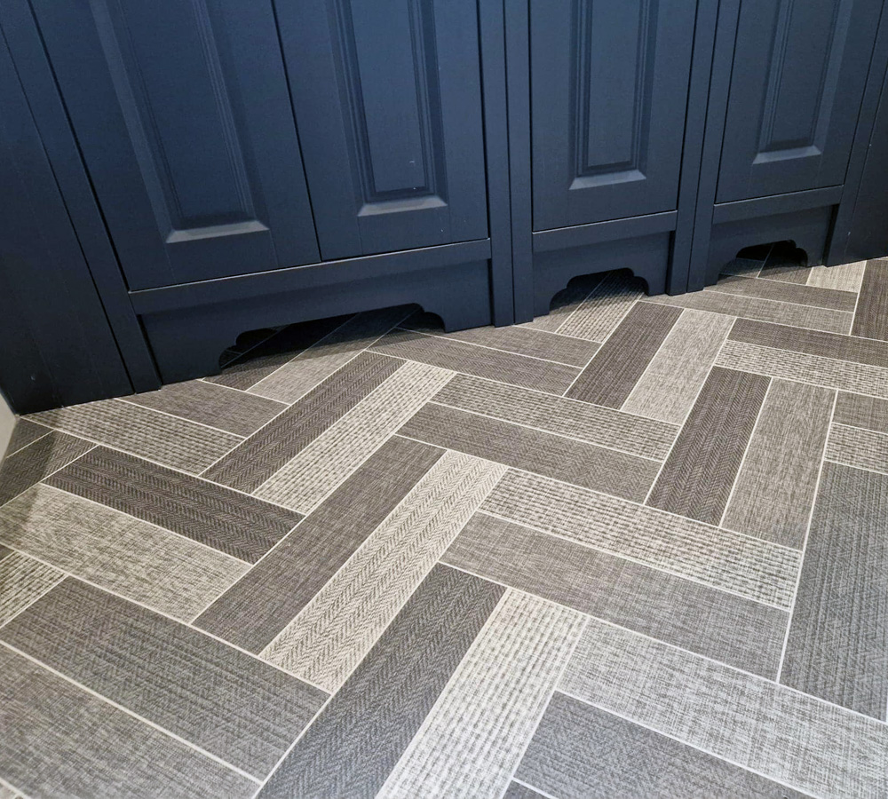 LVT / Vinyl (Lino)